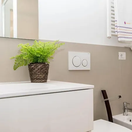 Hintown Urban Center Repubblica Apartment *